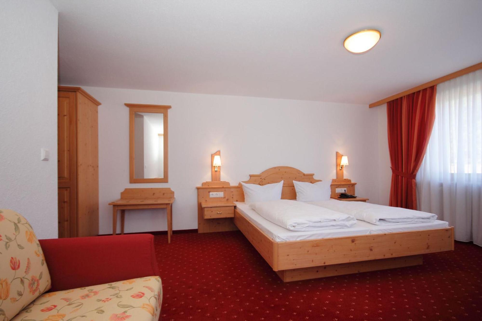 Parkhotel Waldlust Häusern Exteriör bild